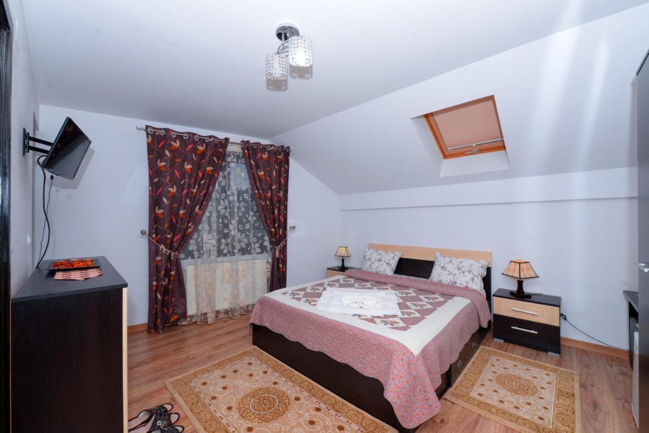 מלון וטרה דורניי Casa Teo&Andreea מראה חיצוני תמונה